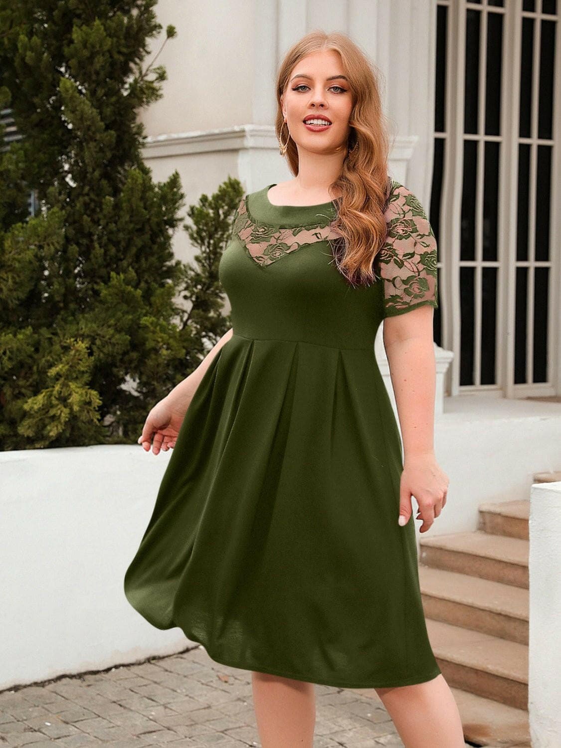 Ruched Lace Detail Plus Size Short Sleeve DressEnhance Your Style with Our Ruched Lace Detail Plus Size Short Sleeve Dress
 
 
Lace Elegance: Embrace sophistication with exquisite lace detail that adds a touch ofLove Salve Size Short Sleeve Dressplus