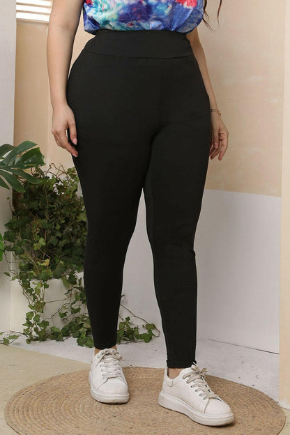 Plus Size Form-Fitting TrousersPlus Size Form-Fitting Trousers
 Step into style and comfort with our Plus Size Form-Fitting Trousers, tailored to perfection for the modern woman who values both flLove Salve Size Form-Fitting Trousersplus