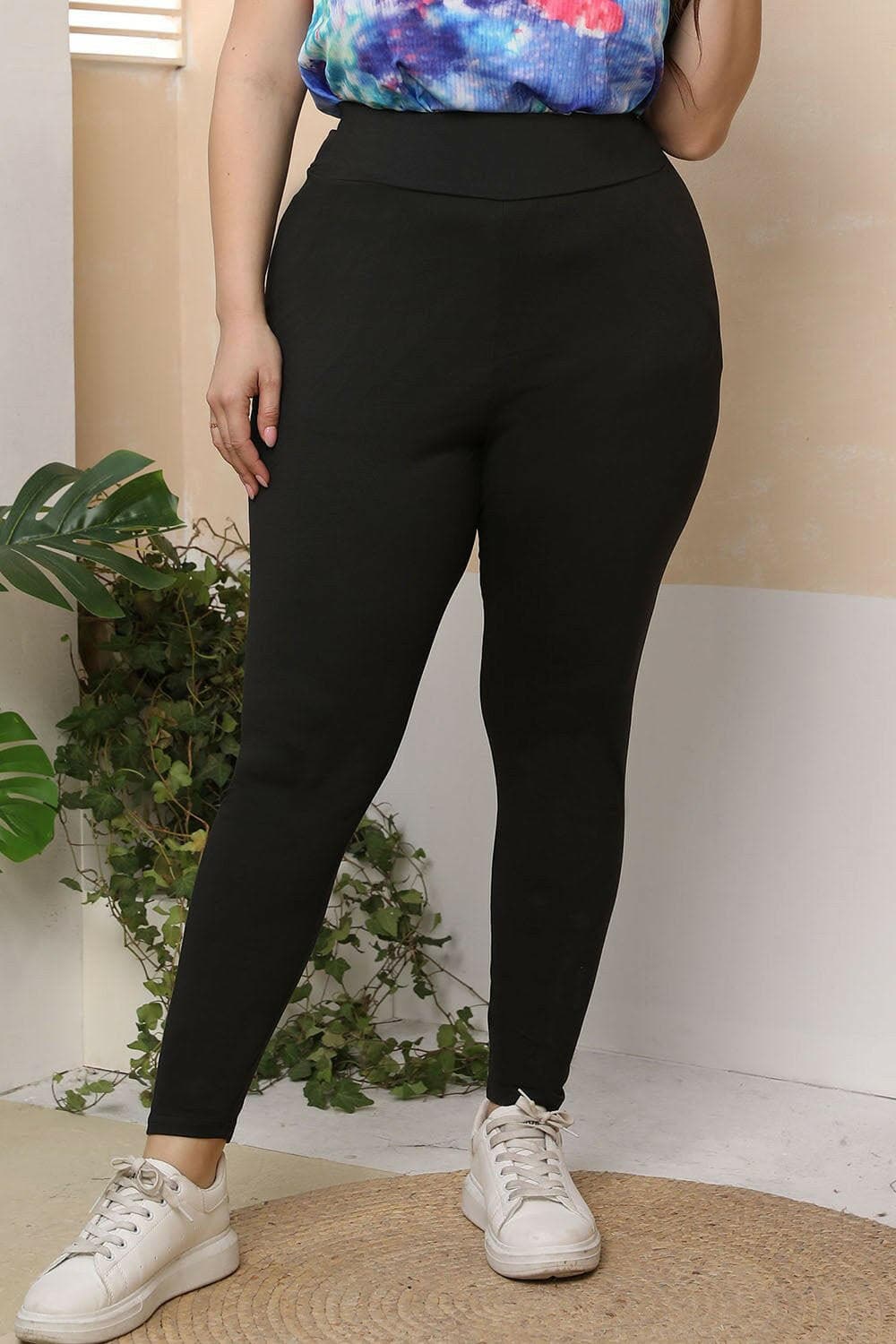 Plus Size Form-Fitting TrousersPlus Size Form-Fitting Trousers
 Step into style and comfort with our Plus Size Form-Fitting Trousers, tailored to perfection for the modern woman who values both flLove Salve Size Form-Fitting Trousersplus