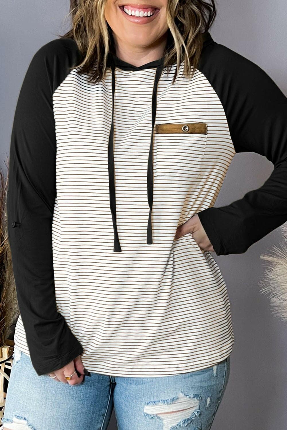 Striped Plus Size Long Sleeve Hoodie with DrawstringStriped Plus Size Long Sleeve Hoodie with Drawstring
 Upgrade your casual wardrobe with our Striped Plus Size Long Sleeve Hoodie, designed to keep you cozy and styliLove Salve Size Long Sleeve Hoodieplus