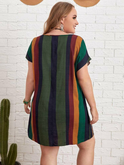 Striped Plus Size Mini Dress with Short SleevesUpgrade Your Style with Our Striped Plus Size Mini Dress!
 
 
Chic Design: Embrace elegance in our striped mini dress with short sleeves, perfect for any occasion.
 Love Salve Size Mini Dressplus