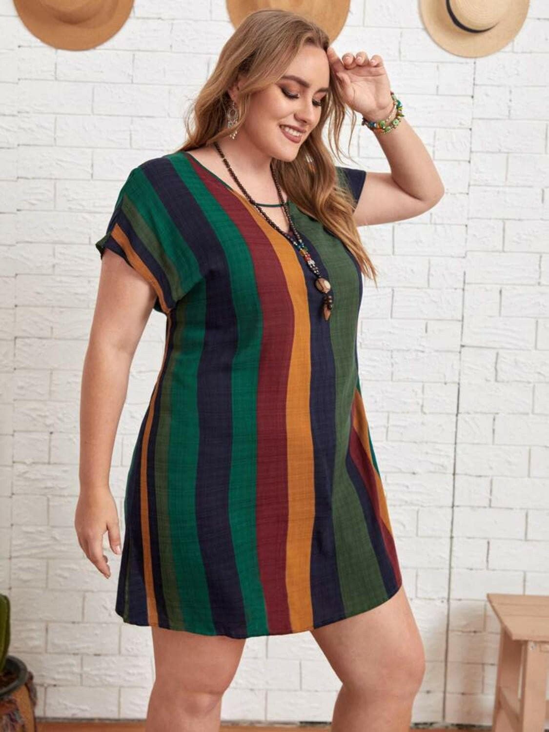 Striped Plus Size Mini Dress with Short SleevesUpgrade Your Style with Our Striped Plus Size Mini Dress!
 
 
Chic Design: Embrace elegance in our striped mini dress with short sleeves, perfect for any occasion.
 Love Salve Size Mini Dressplus