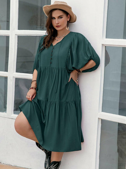 Elegant Plus Size Tie Neck Midi Dress with Balloon SleevesElegant Plus Size Tie Neck Midi Dress with Balloon Sleeves
 
 
Chic Design: Elevate your style effortlessly with the tie neck detail that adds refinement to this midLove Salve Size Tie Neck Midi Dressplus