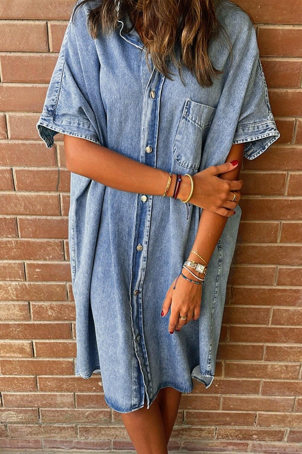 Denim Button Down Half Sleeve Dress with PocketsA Versatile Must-Have: Denim Button Down Half Sleeve Dress with Pockets
 
 
Effortless Style: Elevate your wardrobe with this chic denim dress featuring a button-dowLove Salve Half Sleeve Dressjust arrived