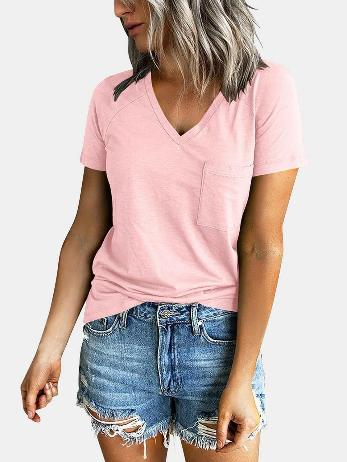 V-Neck Short Sleeve Tee with Handy PocketsV-Neck Short Sleeve Tee with Handy Pockets
 Upgrade your wardrobe with the V-Neck Short Sleeve Tee that combines style and functionality seamlessly.
 Main Features:
Love Salve -Neck Short Sleeve Teejust arrived