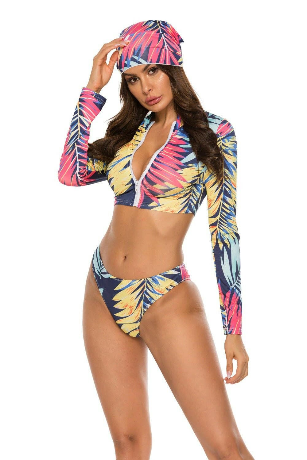 Tropical Print Three-Piece Swimsuit SetExperience the Exotic with Our Tropical Print Three-Piece Swimsuit Set
 
 
Set Includes: Three pieces for a complete look
 
Comfortable Design: No padding or underwiLove Salve -Piece Swimsuit Setswimwear