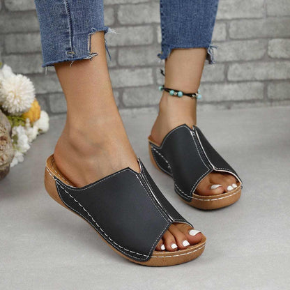 Open Toe PU Leather Sandals with Low HeelsOpen Toe PU Leather Sandals with Low Heels
 Step into Style and Comfort with Open Toe PU Leather Sandals. Indulge in both fashion and comfort with these Open Toe PU Love Salve Open Toe PU Leather SandalsShoes