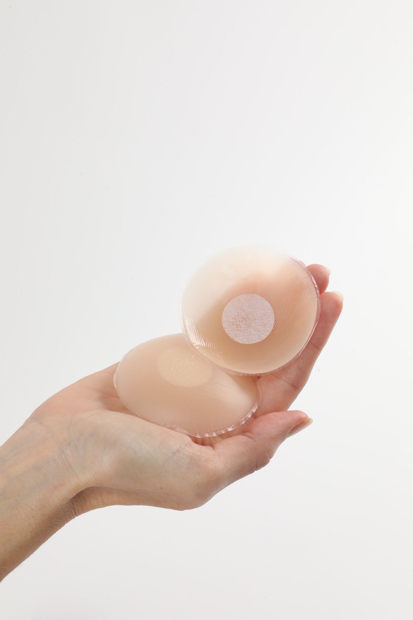 Love Salve Invisible silicone nipple covers