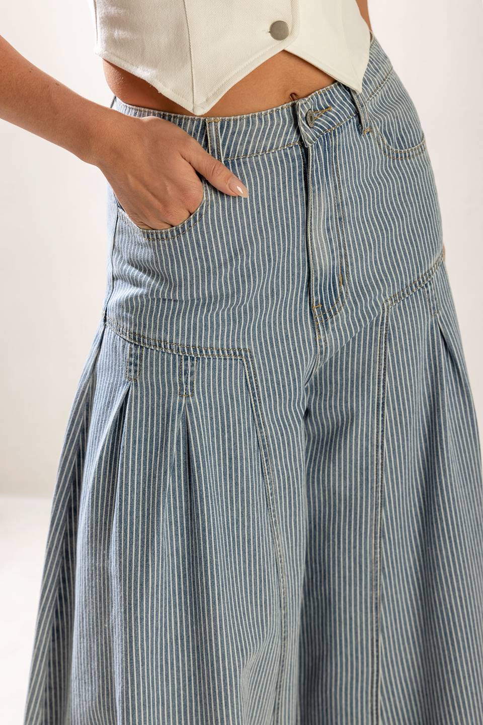 ROOFTOP ROMANCE DENIM PANTS - Love Salve