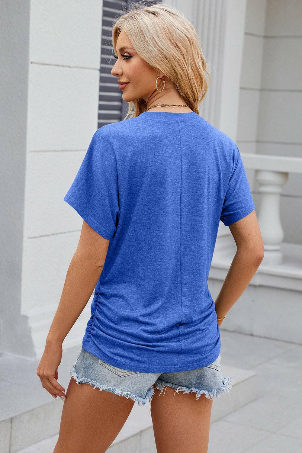 Feminine Flutter Sleeve TeeEffortlessly Stylish Feminine Flutter Sleeve Tee
 
 
Elevate Your Look: Add a touch of femininity to your everyday style with chic flutter sleeves.
 
Comfortable QuaLove Salve Feminine Flutter Sleeve TeeColor