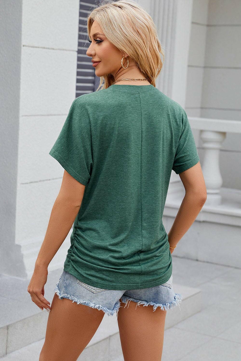 Feminine Flutter Sleeve TeeEffortlessly Stylish Feminine Flutter Sleeve Tee
 
 
Elevate Your Look: Add a touch of femininity to your everyday style with chic flutter sleeves.
 
Comfortable QuaLove Salve Feminine Flutter Sleeve TeeColor