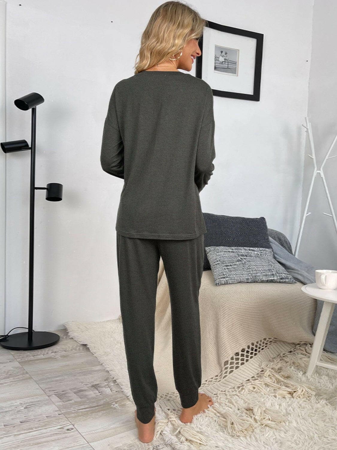 Lounge in Style: Round Neck Top and Drawstring Pants SetIndulge in Comfort and Style
 Upgrade your loungewear game with our Lounge in Style Set, featuring a chic Round Neck Top and ultra-comfortable Drawstring Pants. WhetLove Salve Round Neck Toplounge