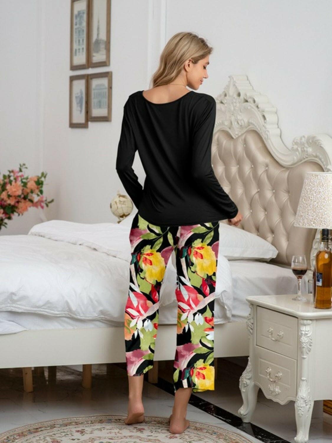 Stylish Comfort Lounge Set with Round Neck Top and Printed PantsUpgrade Your Loungewear Game
 Introducing our Comfort Chic Lounge Wear Set, the perfect blend of style and comfort for your everyday relaxation. This set includes a Love Salve Stylish Comfort Lounge Setlounge