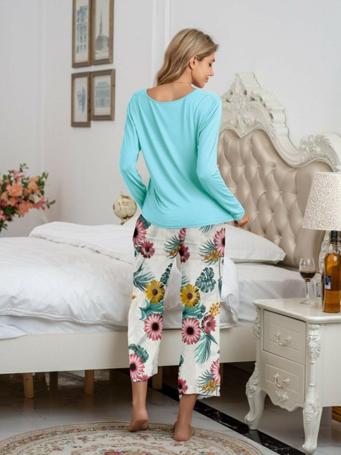 Stylish Comfort Lounge Set with Round Neck Top and Printed PantsUpgrade Your Loungewear Game
 Introducing our Comfort Chic Lounge Wear Set, the perfect blend of style and comfort for your everyday relaxation. This set includes a Love Salve Stylish Comfort Lounge Setlounge