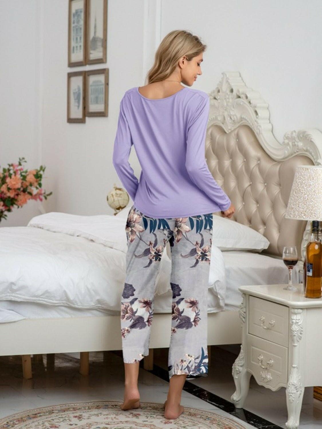 Stylish Comfort Lounge Set with Round Neck Top and Printed PantsUpgrade Your Loungewear Game
 Introducing our Comfort Chic Lounge Wear Set, the perfect blend of style and comfort for your everyday relaxation. This set includes a Love Salve Stylish Comfort Lounge Setlounge