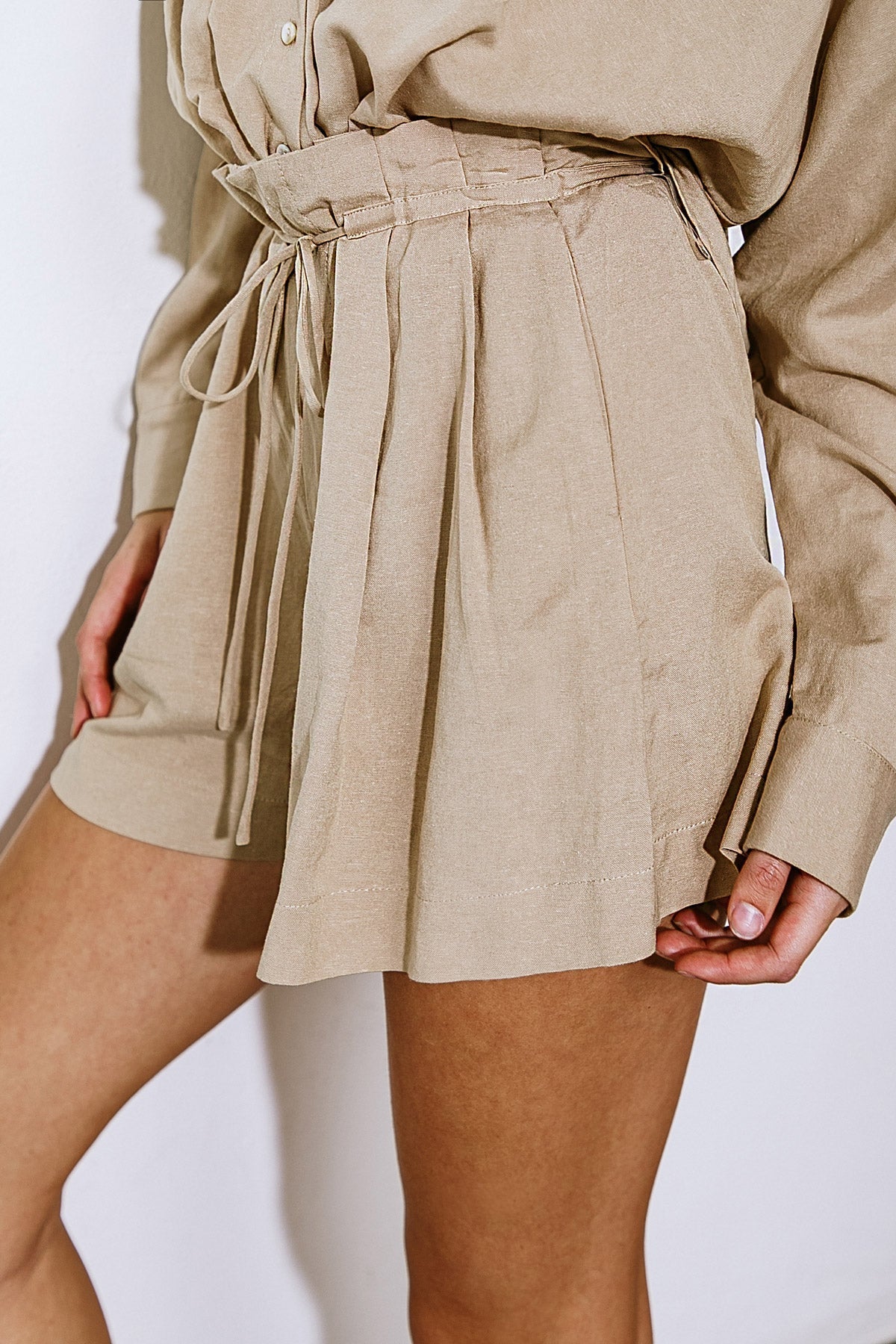 BETTER TO BE SWEET WOVEN SHORTS Flying Tomato