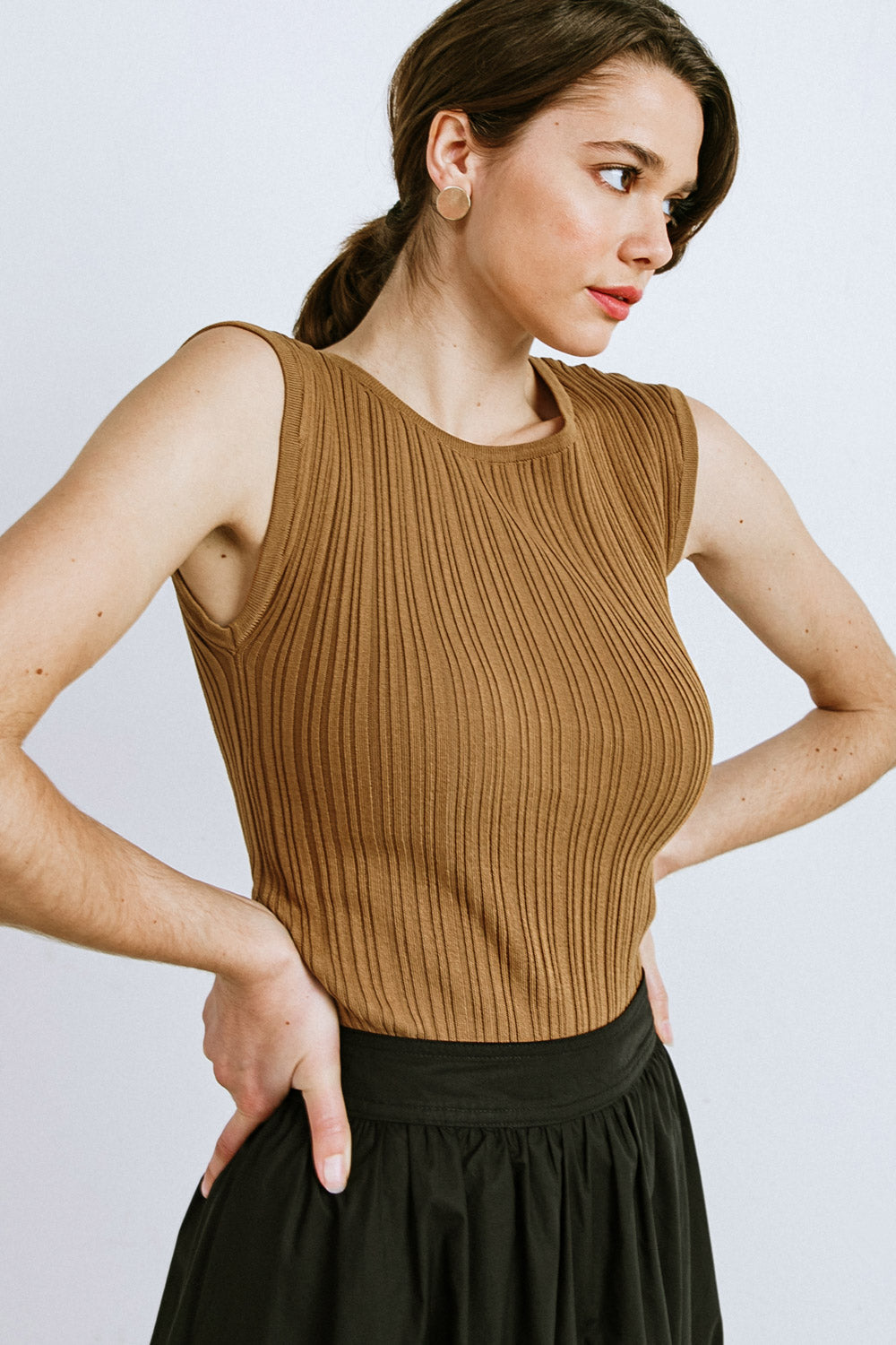 SET THE PACE KNIT TOP Flying Tomato