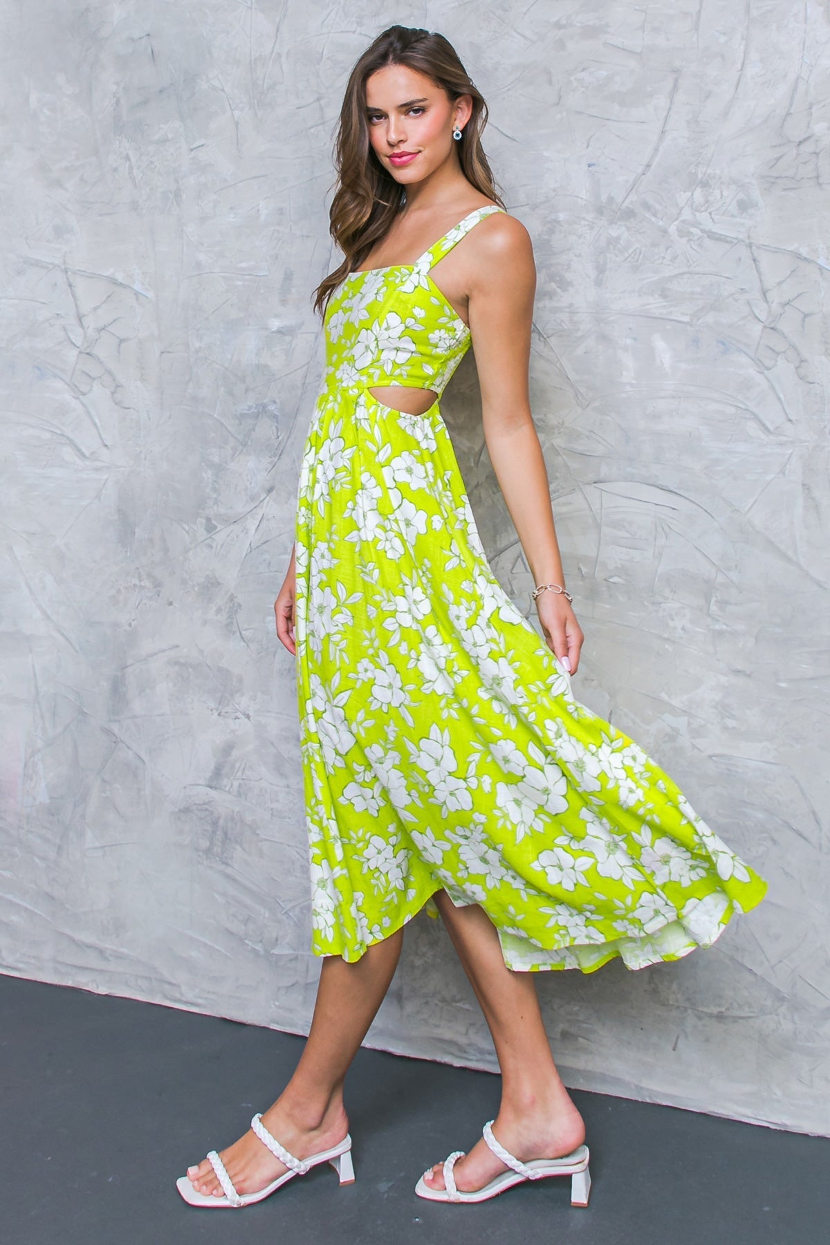PERFECTLY ADORED WOVEN MIDI DRESS Flying Tomato