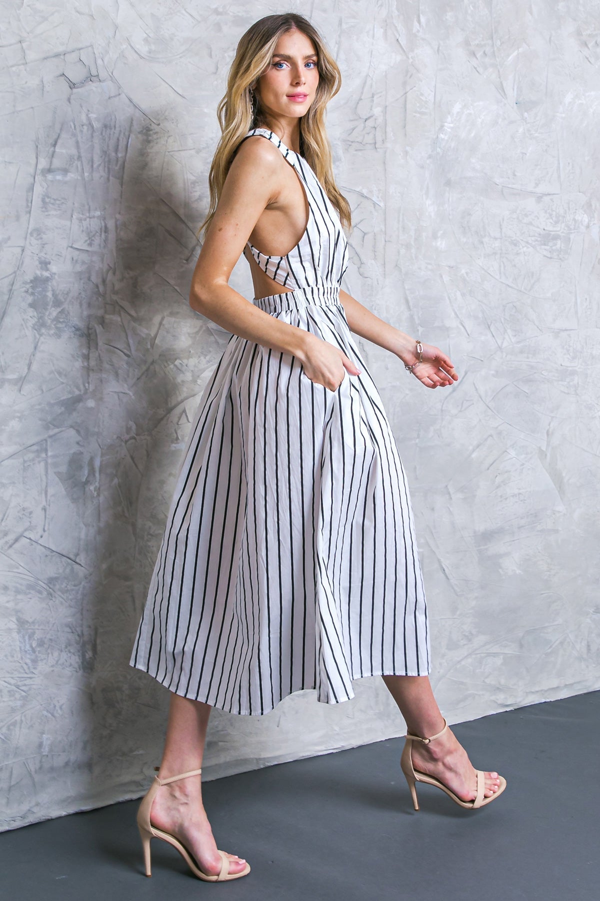 DON'T HOLD BACK POPLIN MIDI DRESS Flying Tomato
