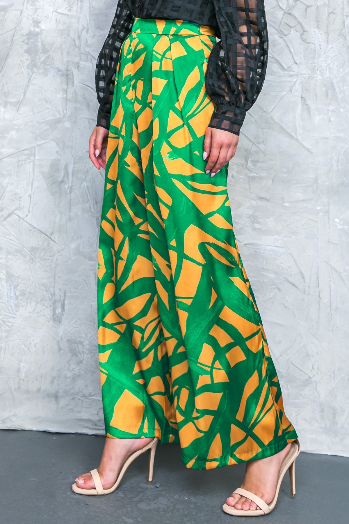 ALWAYS ABOUT YOU WOVEN PANTS Flying Tomato