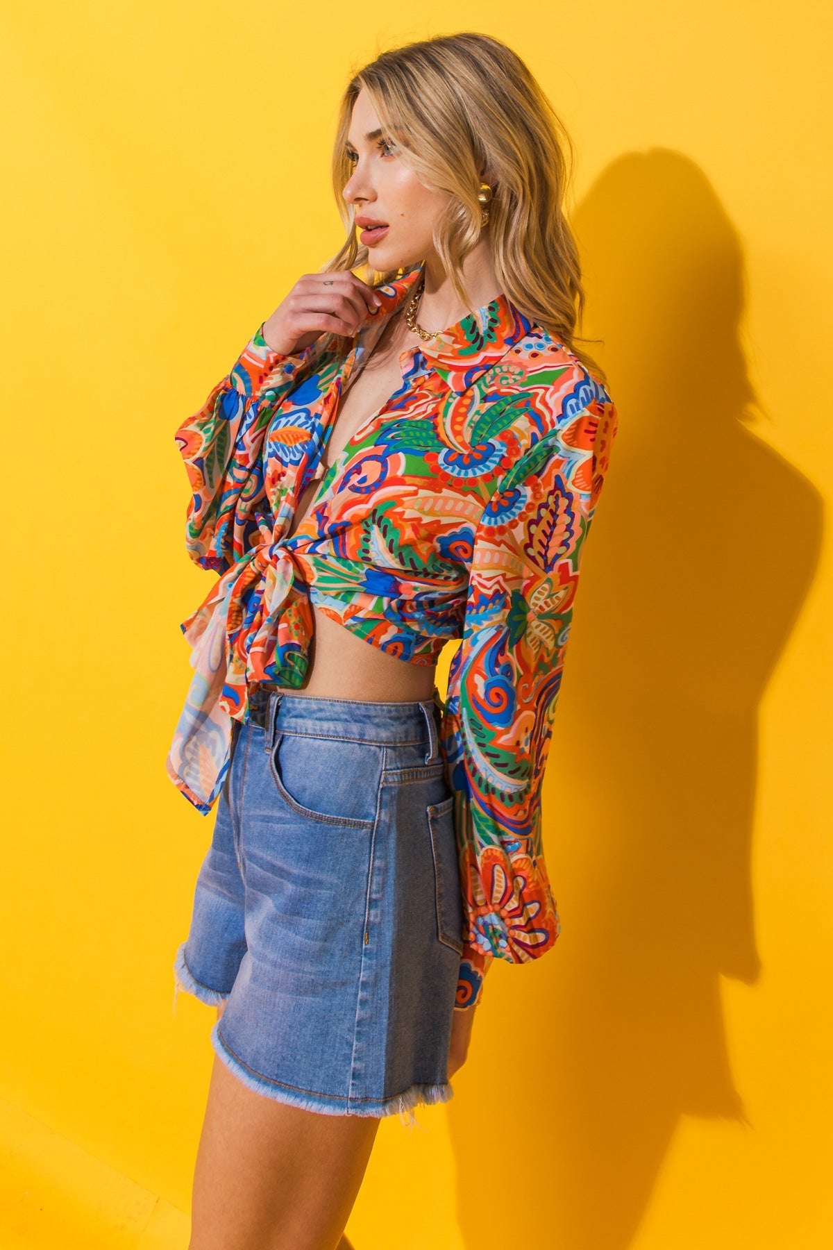 MY HAPPY PLACE WOVEN TOP Flying Tomato