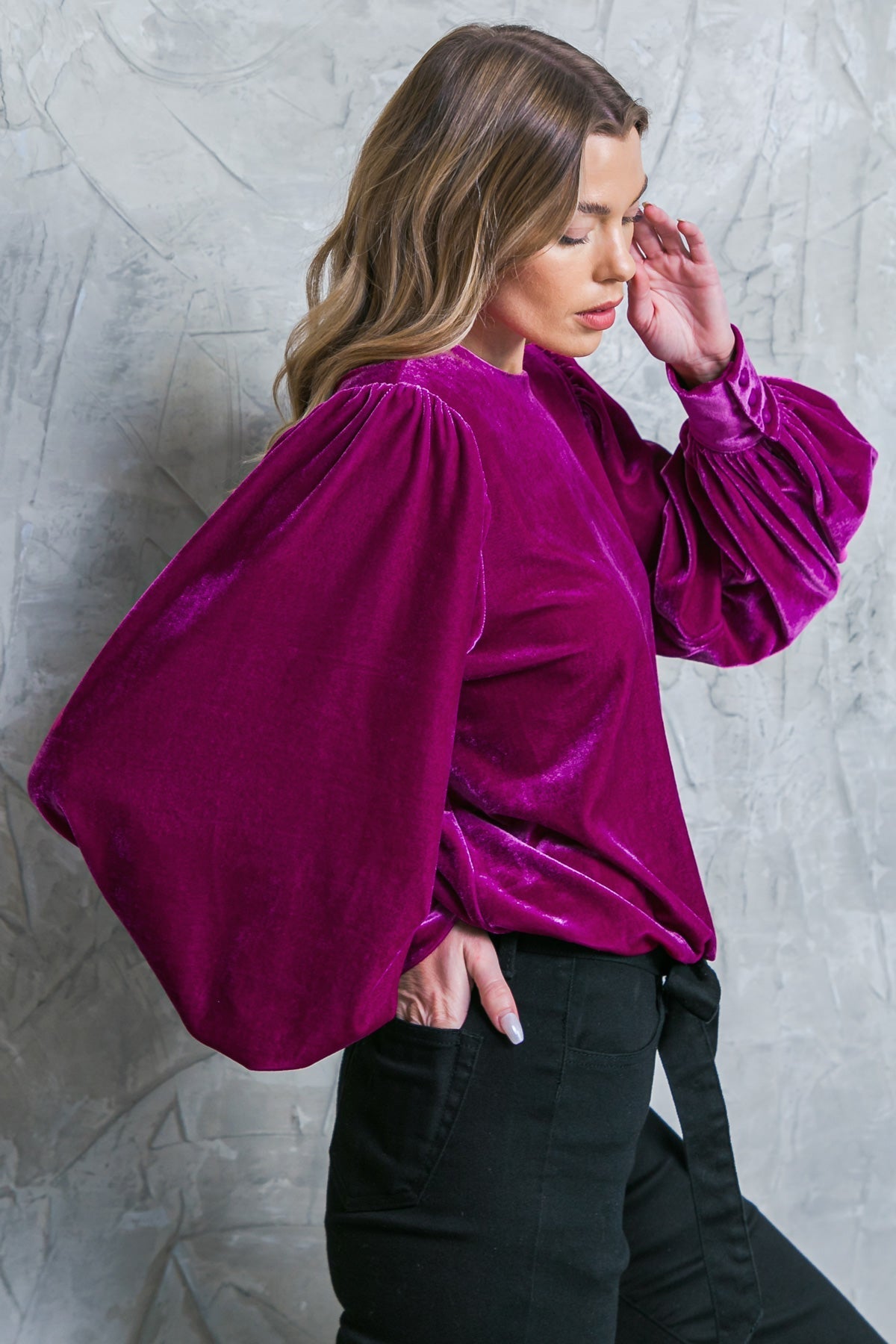 IT'S YOUR TIME VELVET TOP Flying Tomato