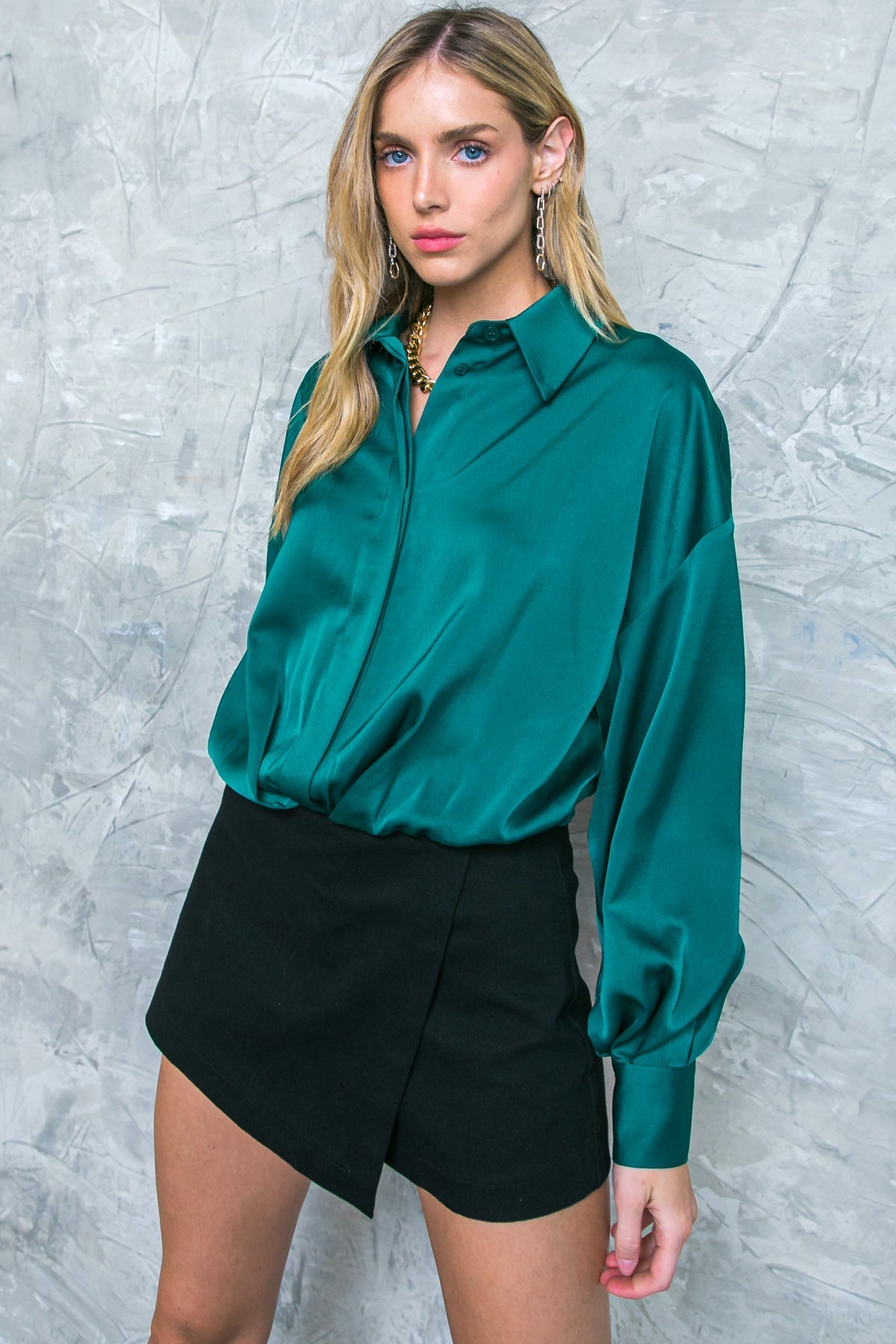 GRACEFUL MOVEMENTS WOVEN TOP Flying Tomato