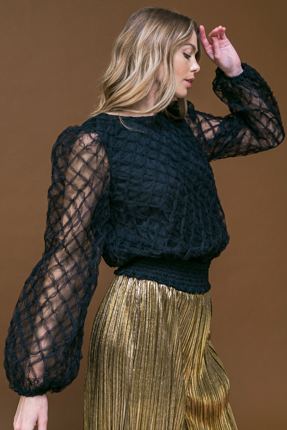 SWEETLY CAPTIVTING WOVEN TOP Flying Tomato