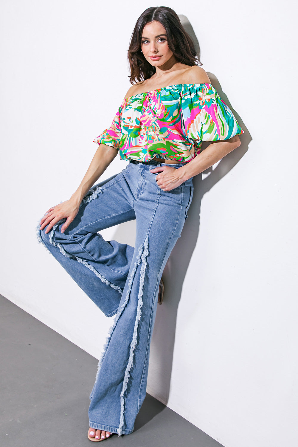 BRING GOOD ENERGY WOVEN TOP Flying Tomato