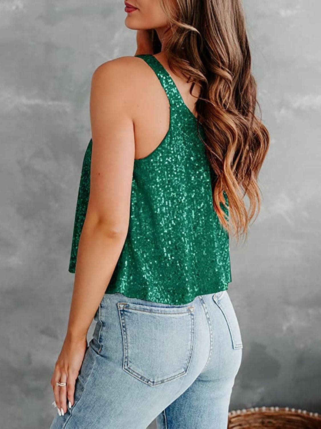 Sequin Sleeveless BlouseUpgrade Your Style with our Sequin Sleeveless Blouse
 
 
Basic Style: Elevate your wardrobe with this stylish, yet versatile sleeveless blouse.
 
Sheer Elegance: DesLove Salve Sequin Sleeveless Blousejust arrived