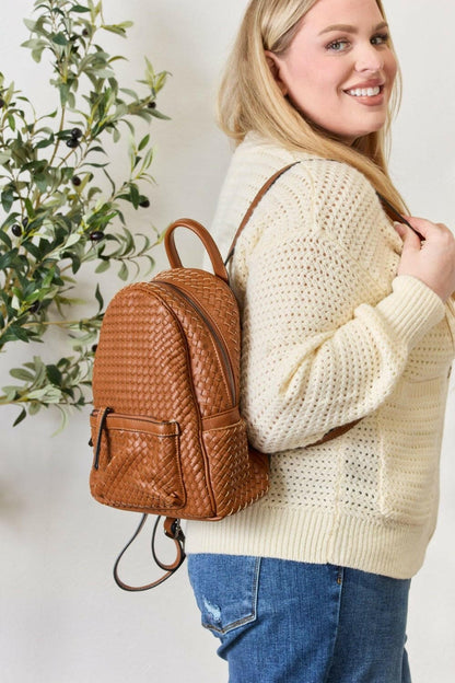 Elegant Woven PU Leather Backpack - Exquisite Design and Premium QualiExperience Luxury and Style
 Discover the perfect blend of elegance and functionality with our Elegant Woven PU Leather Backpack. This exquisite accessory is designeLove Salve Elegant Woven PU Leather Backpack - Exquisite DesignTIKTOK