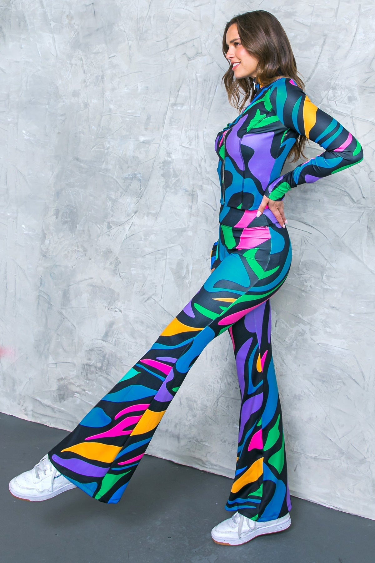 SAYING HELLO SCUBA TRACKSUIT Flying Tomato