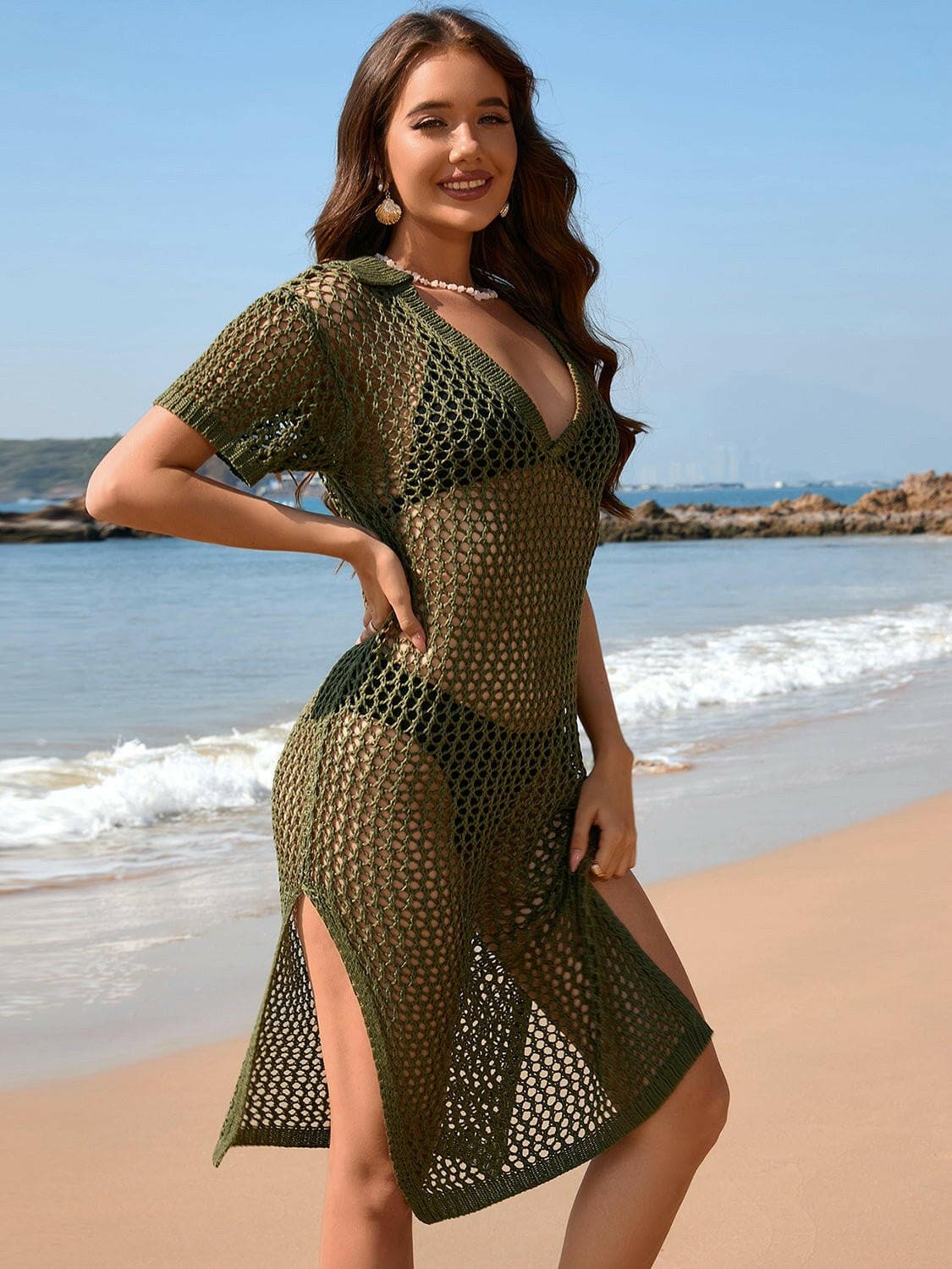 Sheer Mesh Detail V-Neck Short Sleeve Beach Cover-UpUpgrade Your Beach Look with Sheer Elegance
 
 
Chic Design: Elevate your beach or pool style with the intricate openwork and stylish slit of this cover-up.
 
Sheer Love Salve -Neck Short Sleeve Beach Cover-Swim