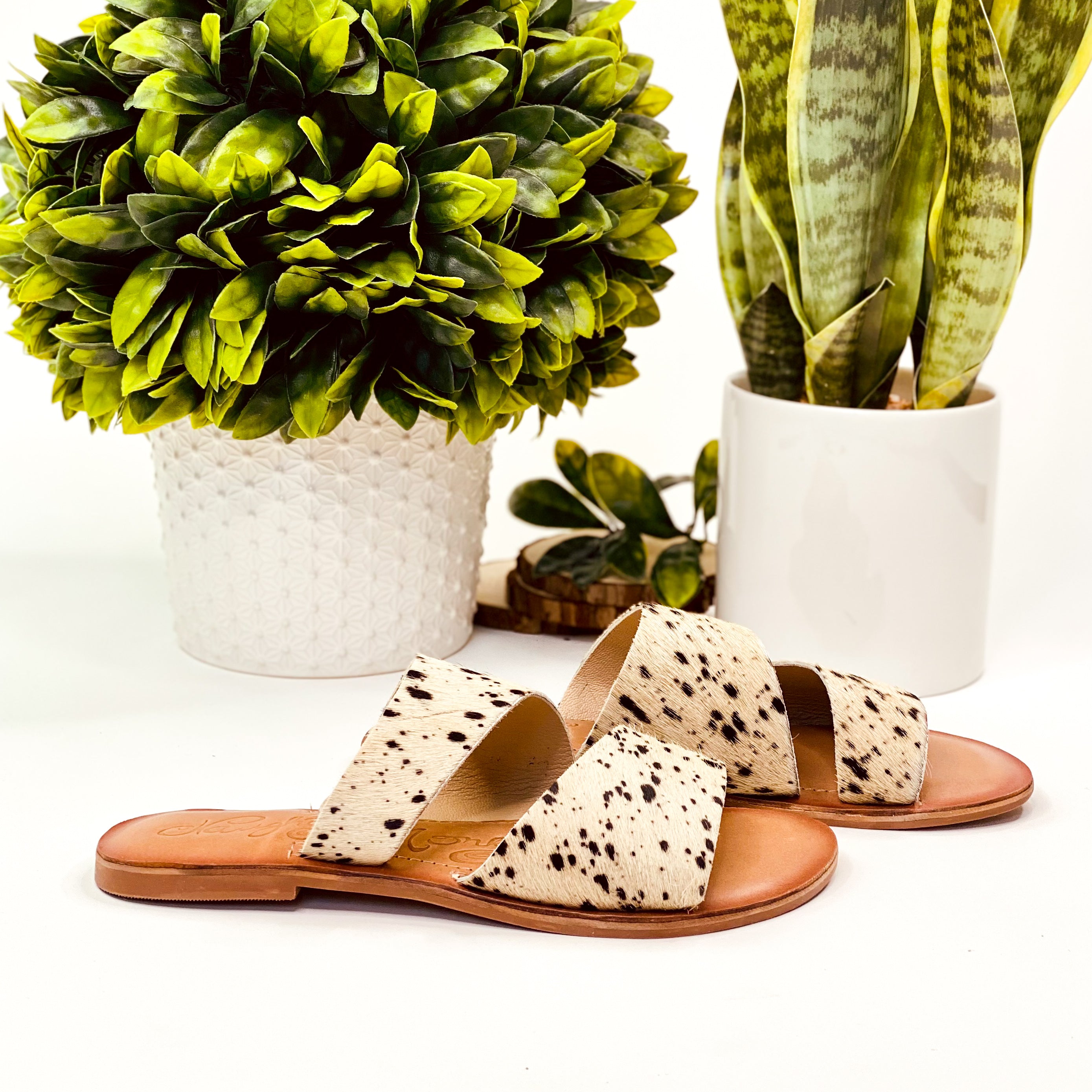 Spirited Sandals In Black And White Leather Slip On Naughty Monkey