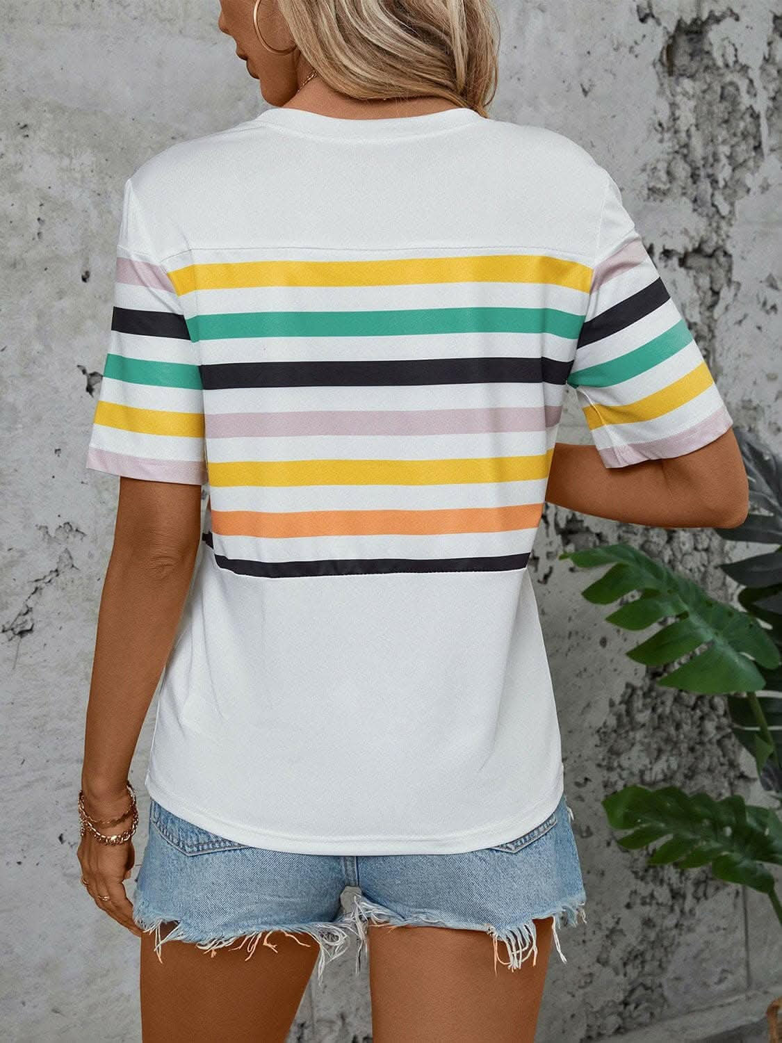 Striped Round Neck Short Sleeve T-Shirt - Love Salve