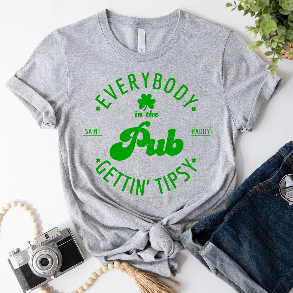 Funny Shirt – Everybody in the Pub Gettin' Tipsy Tee Adorb.co