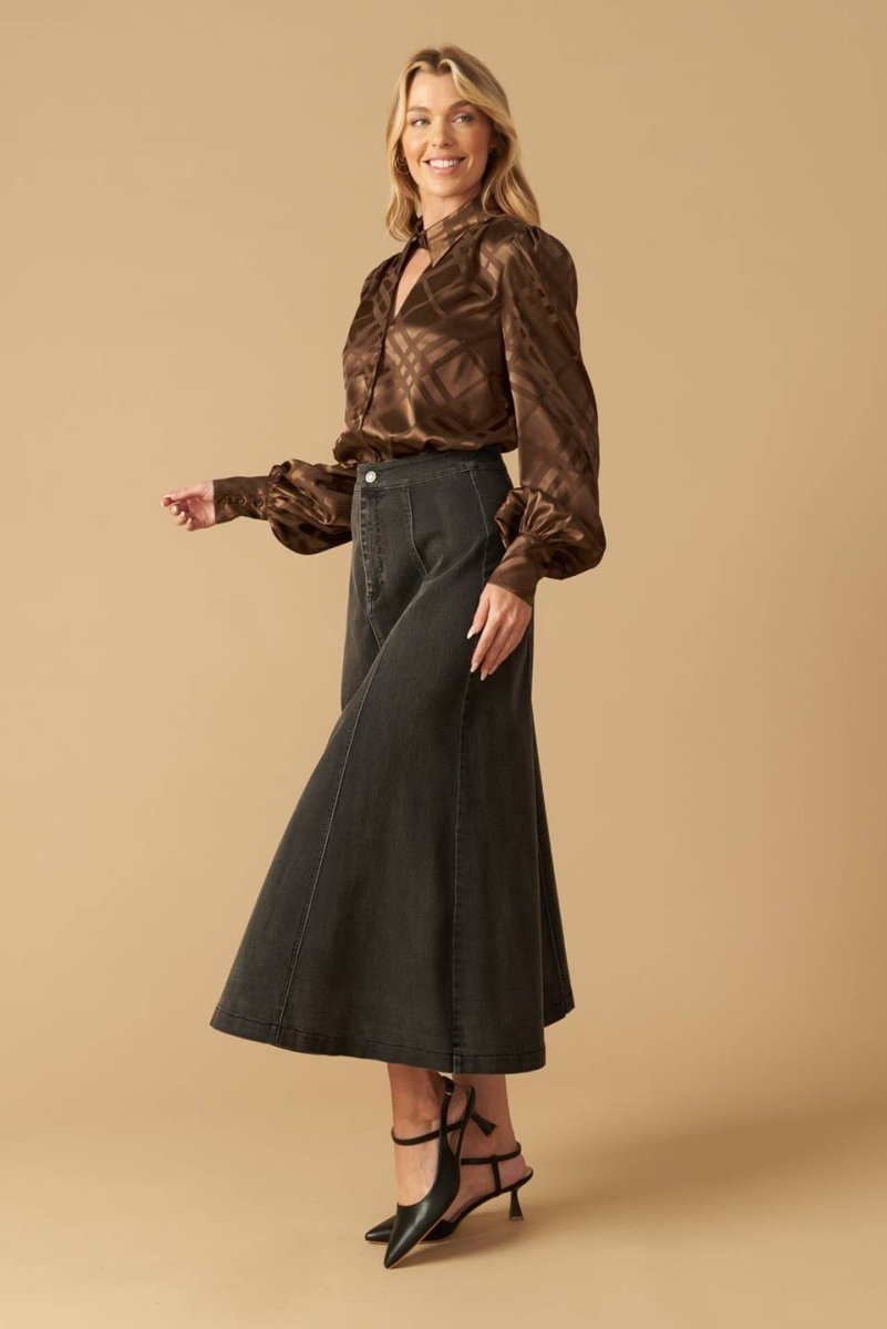 THE ART OF BALANCE WOVEN SATIN TOP - Love Salve