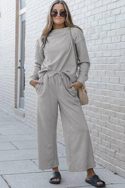 Cozy Elegance Lounge Wear Set with Long Sleeve Top and Drawstring Pants for Superior Comfort and Style - Love Salve 