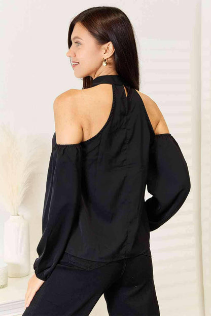 Grecian Chic: Draped Cold Shoulder Top for Effortless StyleExperience Effortless Style with the Grecian Chic Draped Cold Shoulder Top
 Indulge in the perfect blend of allure and sophistication with our Grecian Chic Draped CoLove Salve Draped Cold Shoulder TopApparel