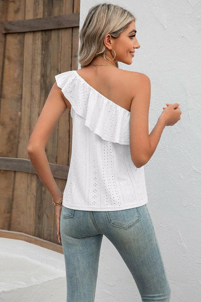 Eyelet One-Shoulder Ruffled TankStand Out in Style with Our Eyelet One-Shoulder Ruffled Tank
 
 
Unique Design: Make a statement with the trendy one-shoulder style and eyelet embellishments that brLove Salve -Shoulder Ruffled TankApparel