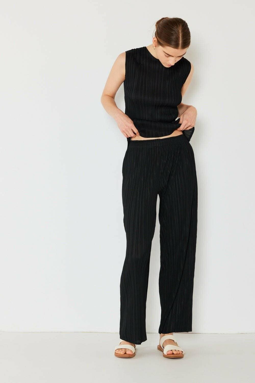 Elegant Pleated Straight-Leg Pants with Elastic Waist - Love Salve 