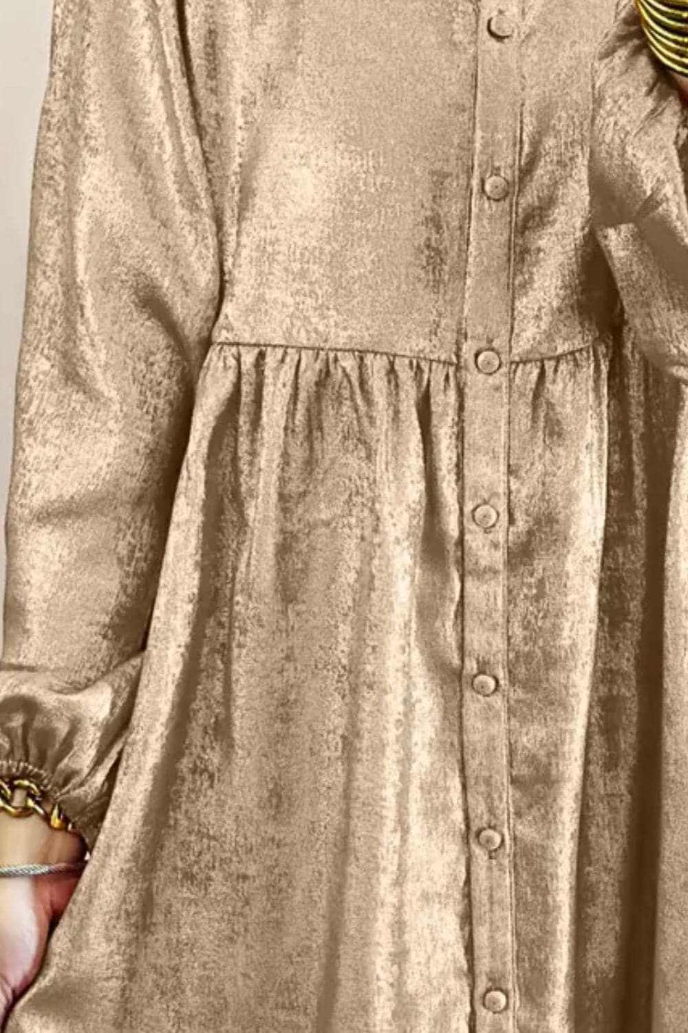 Shimmering metallic mini dress - Love Salve 