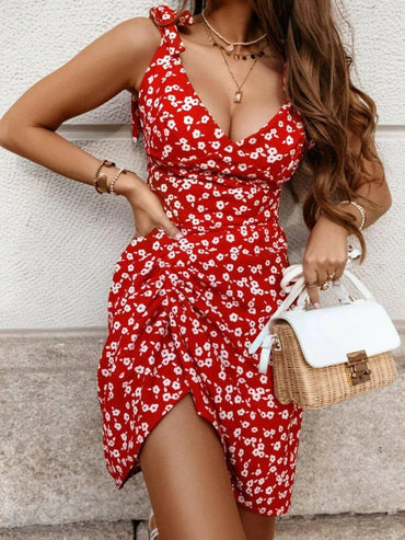 Ruched Floral Print V-Neck Wide Strap DressUpgrade Your Style with the Ruched Floral Print V-Neck Wide Strap Dress
 Indulge in the ultimate fashion upgrade with our Ruched Floral Print V-Neck Wide Strap DressLove Salve -Neck Wide Strap DressColor