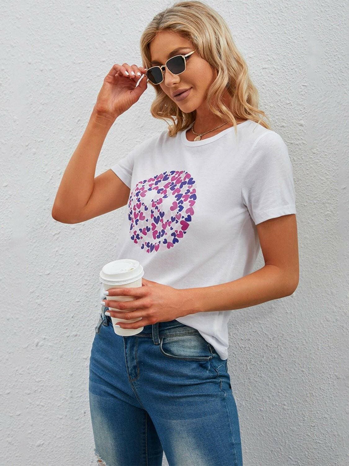 Chic Graphic Print Short Sleeve Tee - Love Salve 