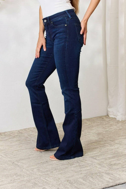 Effortlessly Chic Mid Rise Flare Jeans - Luxurious Comfort in StretchyExperience Effortless Style and Luxurious Comfort

Indulge in the perfect combination of sophistication and ease with our Effortlessly Chic Mid Rise Flare Jeans. DesLove Salve Effortlessly Chic Mid Rise Flare Jeans - Luxurious Comfortjeans