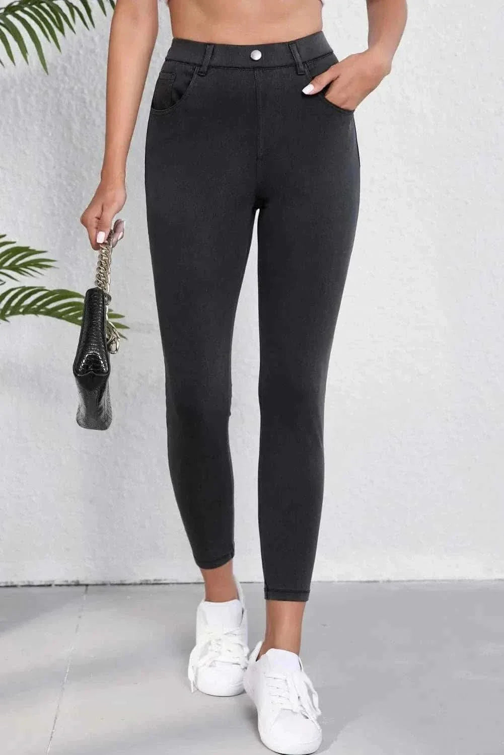 High-waist jeans with pockets - Love Salve 