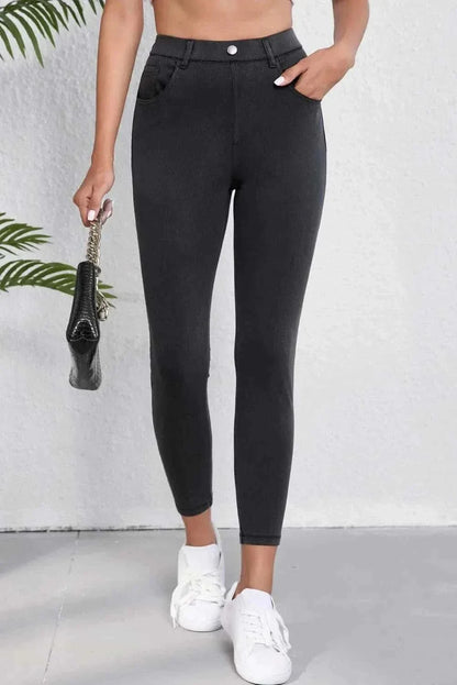 High-waist jeans with pockets - Love Salve 