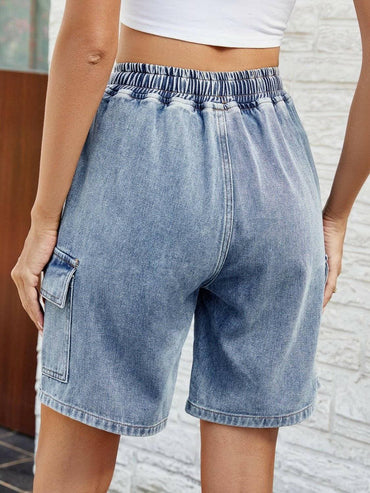 Drawstring Denim Shorts with Convenient PocketsRevamp Your Casual Style
Effortlessly enhance your wardrobe with our Drawstring Denim Shorts with Convenient Pockets. These shorts are designed to blend functionalitLove Salve Drawstring Denim Shortsjeans