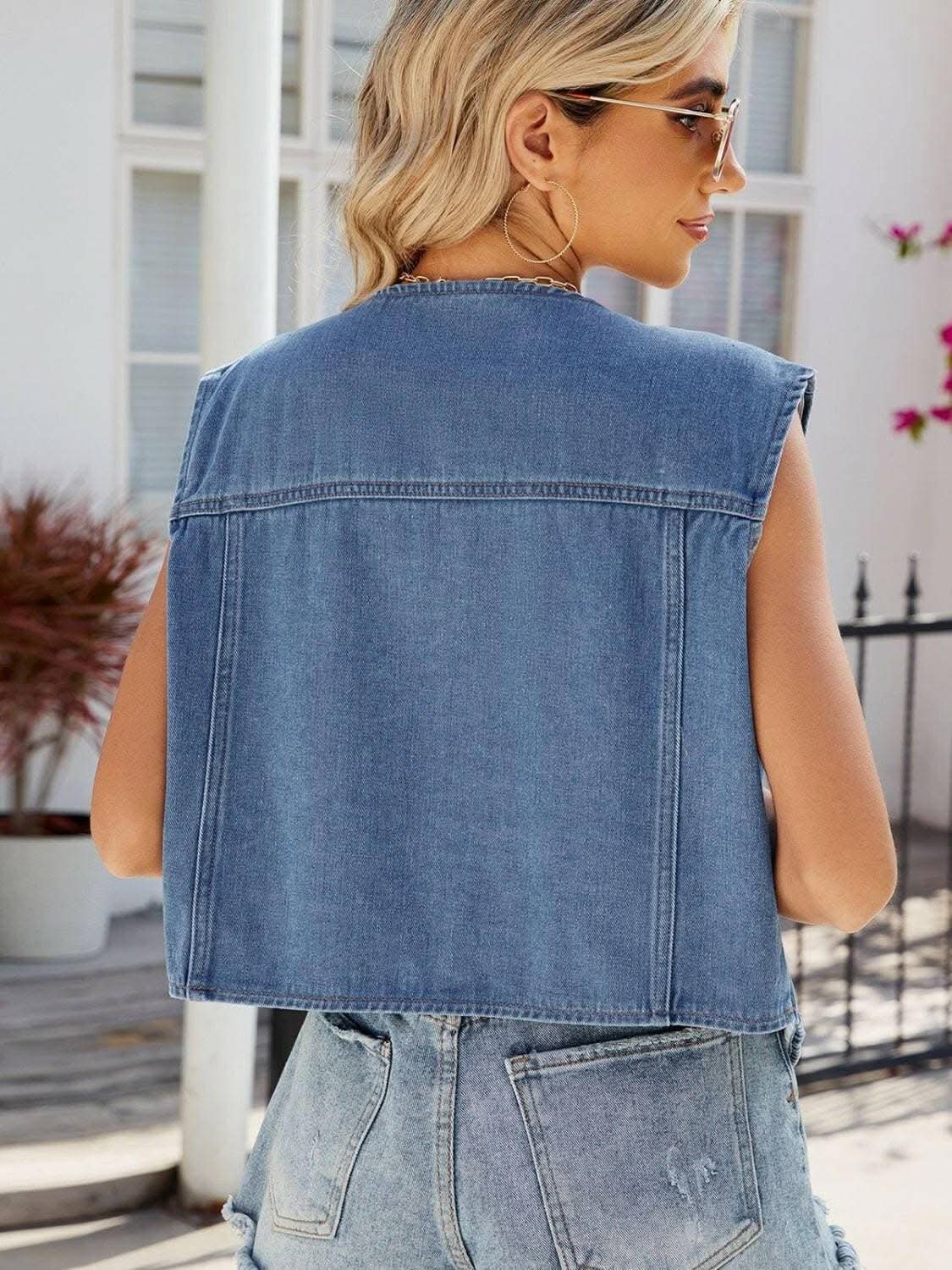 Chic sleeveless denim jacket with pockets - Love Salve 
