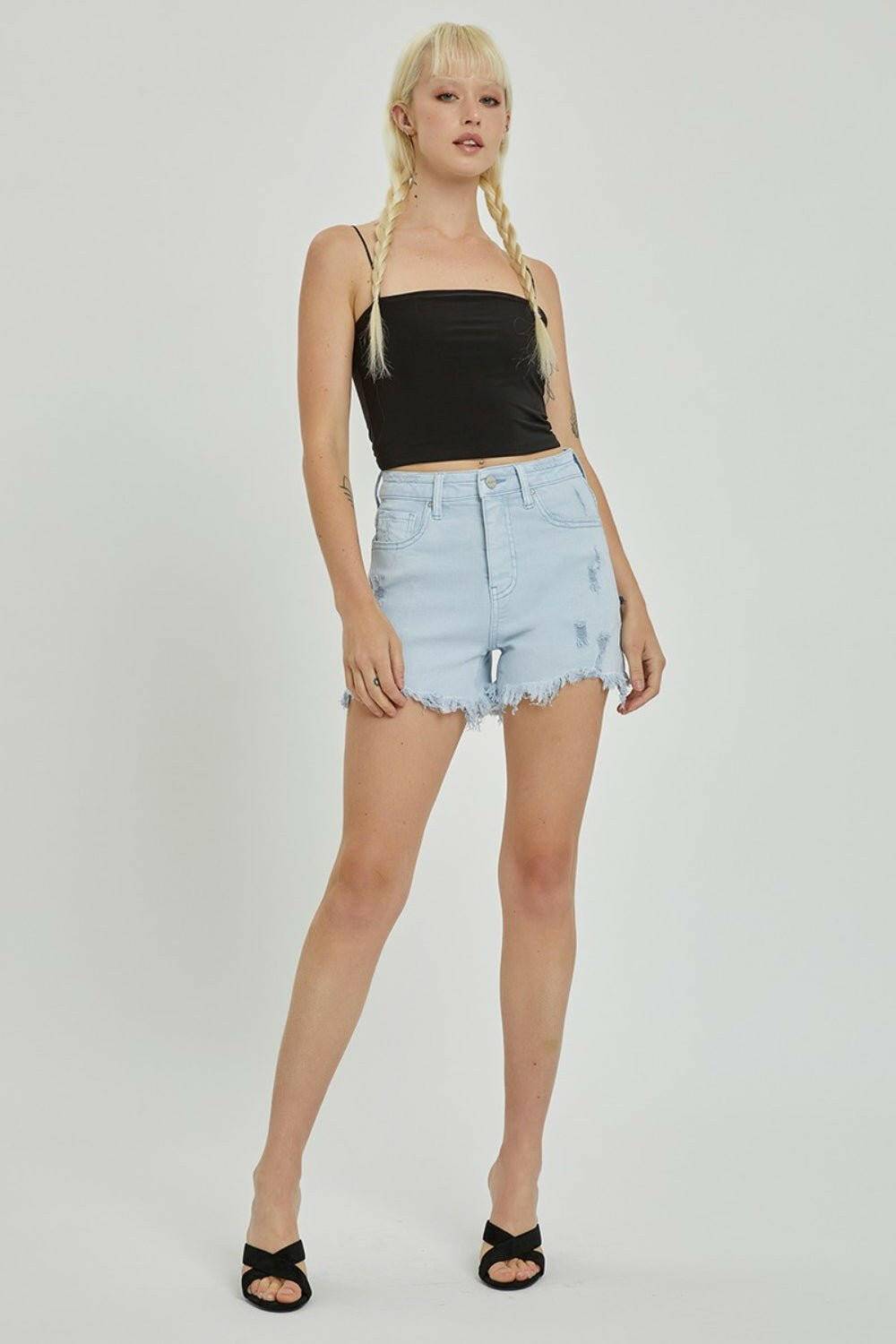 RISEN Distressed Denim Shorts - Stylish and Cozy Summer Must-HaveUpgrade Your Summer Wardrobe

Introducing the RISEN Distressed Denim Shorts - a perfect fusion of style and comfort that you'll want to wear all season long! These sLove Salve RISEN Distressed Denim Shorts - Stylishjeans